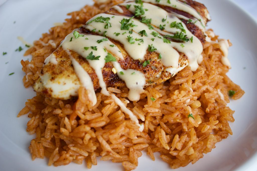 Pollo con arroz y queso dip