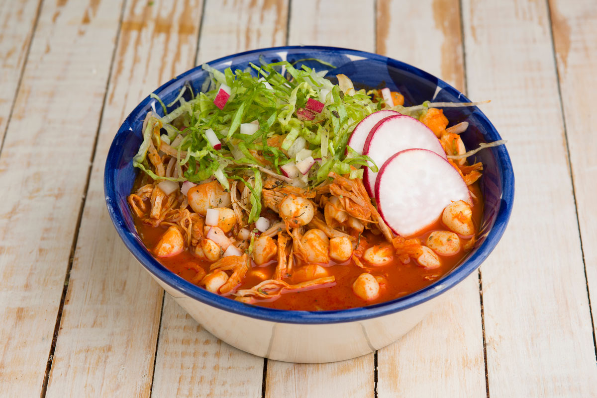 Sábado: pozole rojo